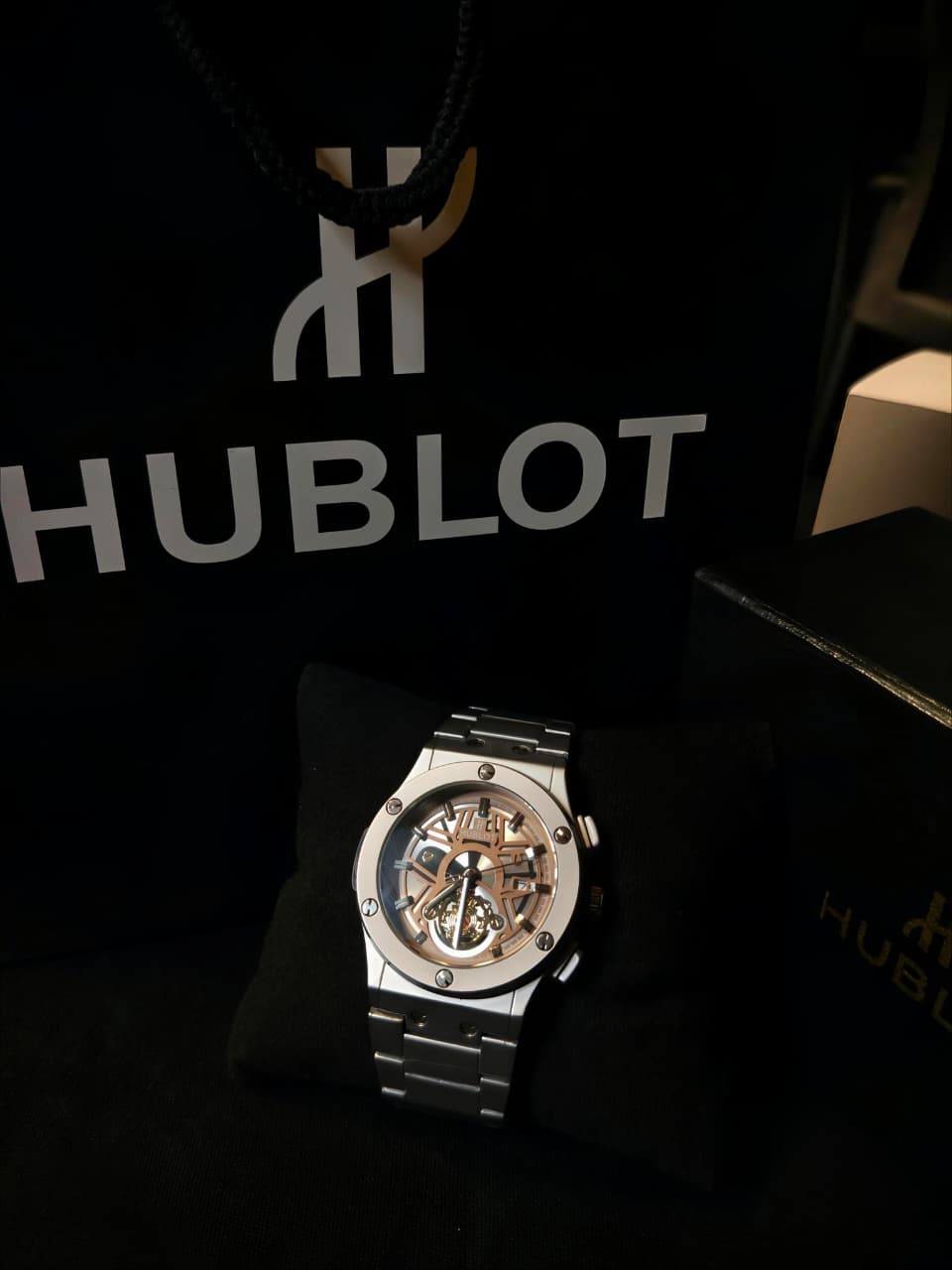 "Hublot-Style Open Heart Stainless Steel Watch with Date Display – Silver & Rose Gold Dial"